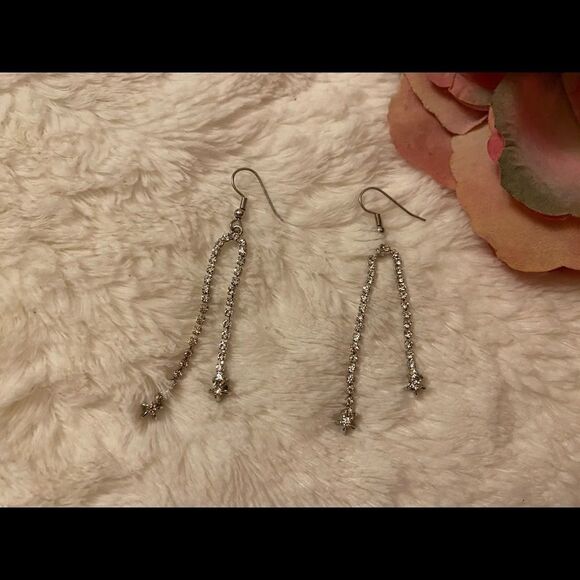 💦Swarovski Magic chain Earrings  - Picture 2 of 5